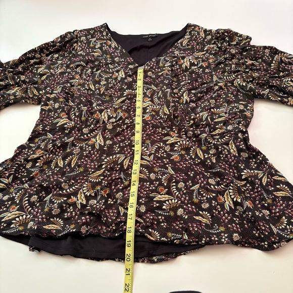 Lane Bryant Lined Floral Peplum Blouse Plus Size - Picture 10 of 11